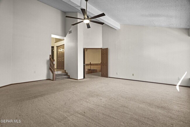 Building Photo - 12705 Tierra Flores Dr