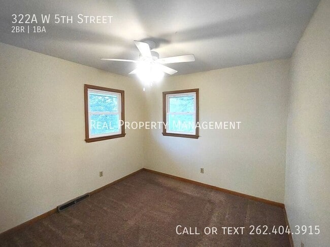 Building Photo - 322 W 5th St