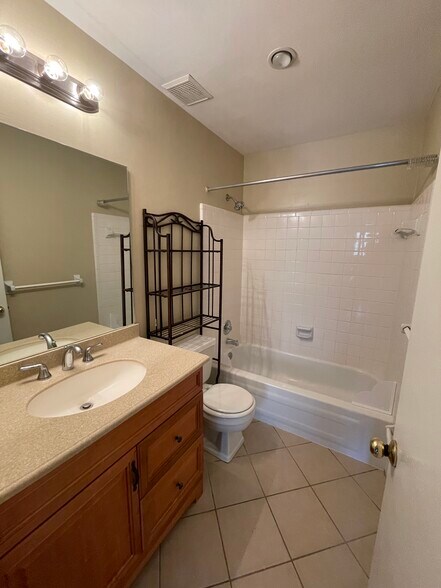 Bath - 11700 Robindale Rd