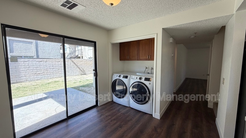 Building Photo - 32525 Canyon Vista Rd