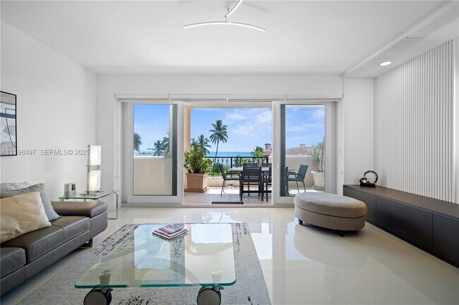 Building Photo - 19234 Fisher Island Dr