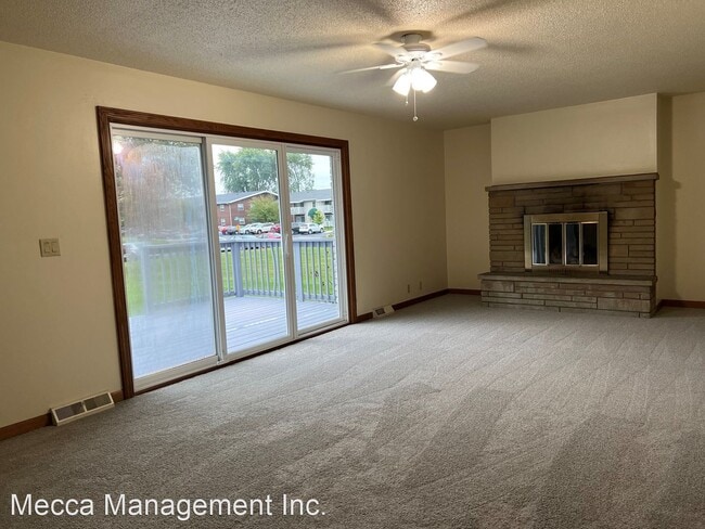 Building Photo - 3 br, 2 bath House - 221 Campbell Hill Rd.