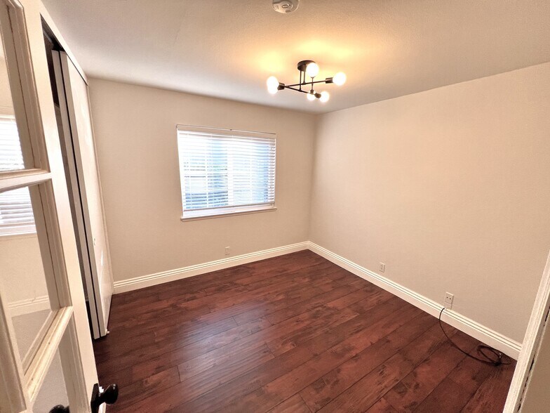 Building Photo - 28141 Cascabel