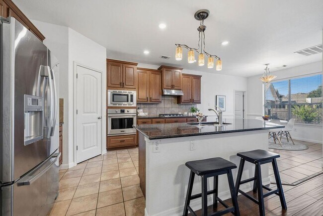 Building Photo - 2976 Agave Loop