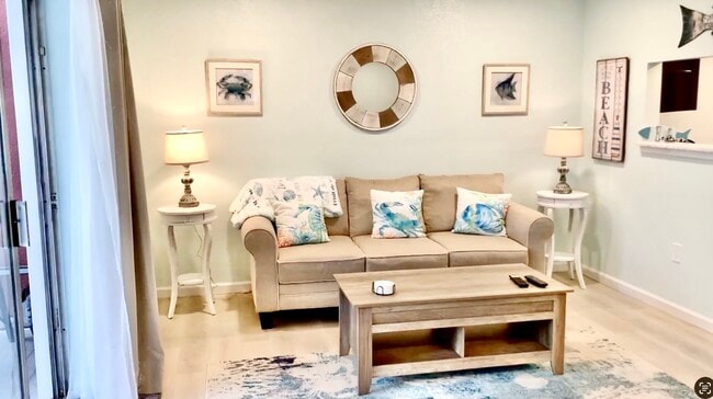 Building Photo - 4225 38th Ave S