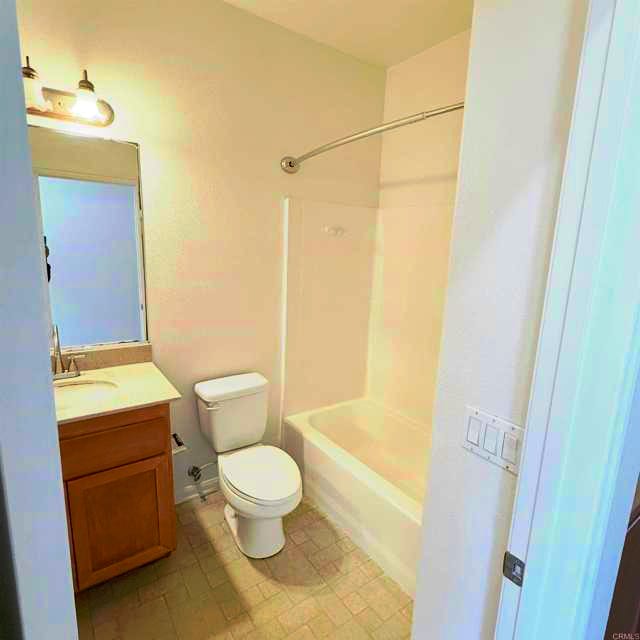 Building Photo - 1021 L Ave