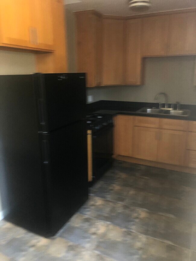kitchen - 1739 N Hollywood Way
