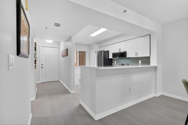 Building Photo - 12547 Imperial Isle Dr