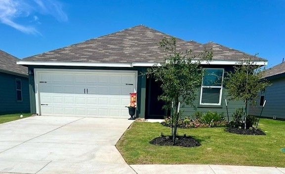 Primary Photo - 469 Payton Dr