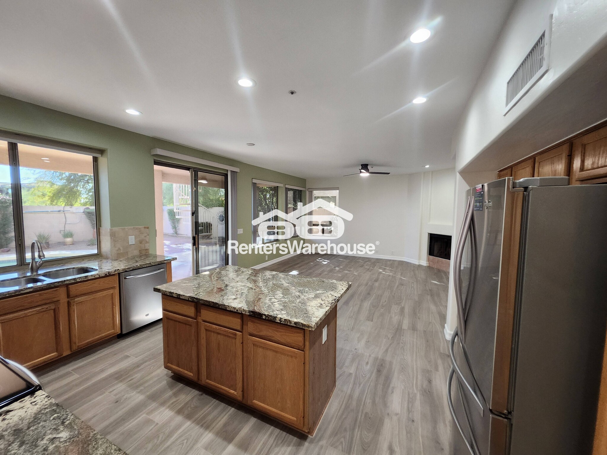 Building Photo - 9121 E Nittany Dr