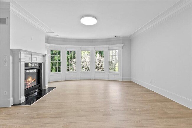 Building Photo - 7665 Ledgewood Way