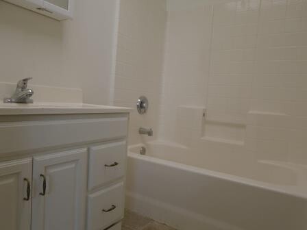 Building Photo - 4203 Manor St