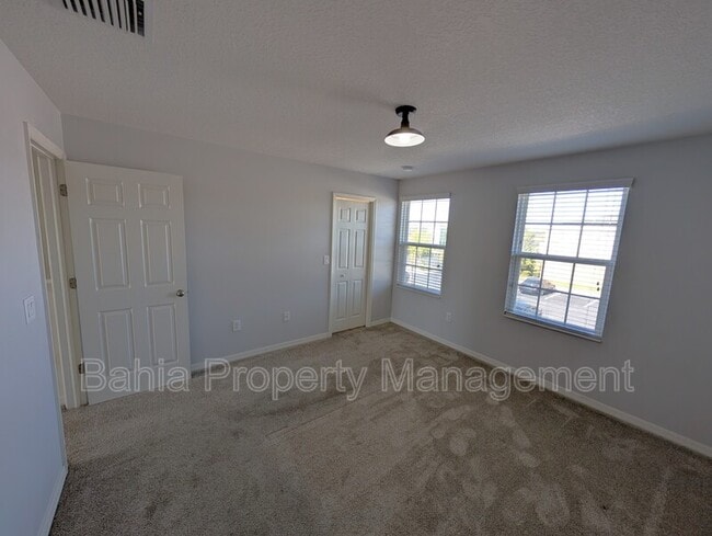 Building Photo - 8955 Walnut Gable Ct