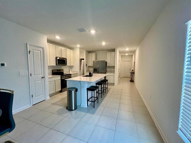 Building Photo - 5774 Le Marin Wy