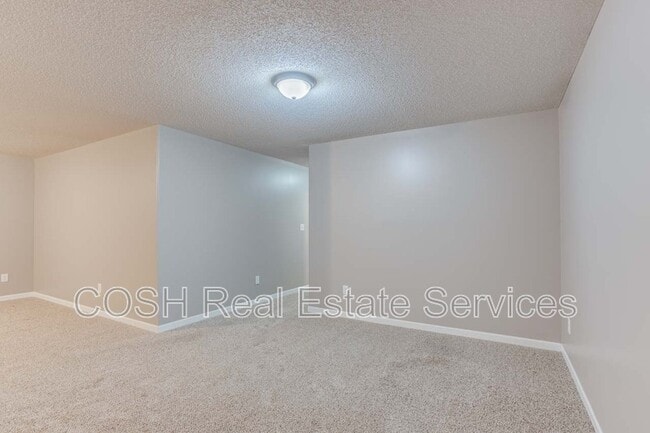 Building Photo - 1054 E Karla Ct