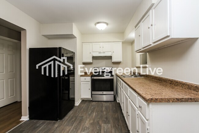 Building Photo - 9701 Ellist Ct