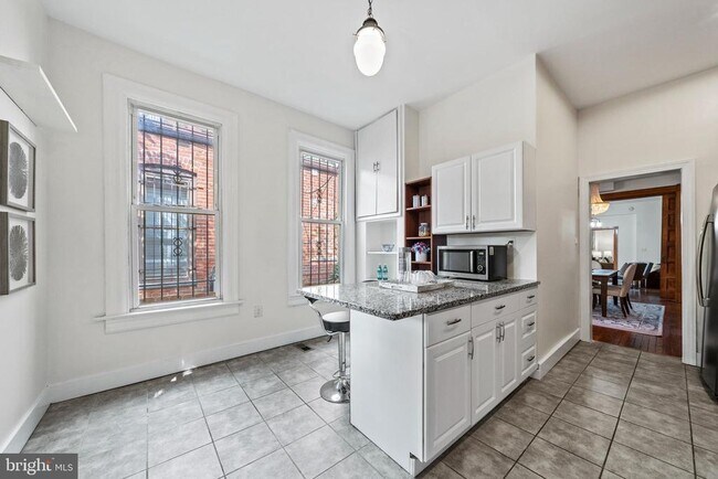 Building Photo - 1306 Euclid St NW