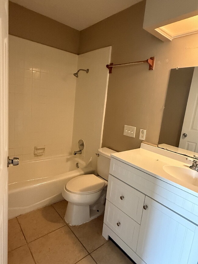 Building Photo - 10571 Starcrest-