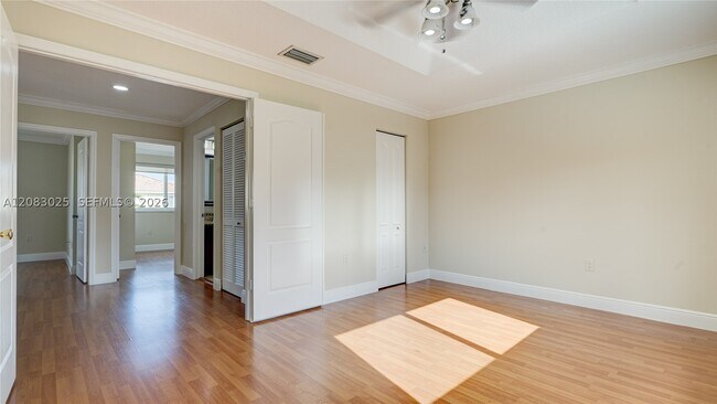Building Photo - 14337 SW 135th Ave