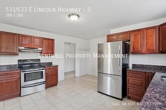 Building Photo - 531/533 E Lincoln Highway-3