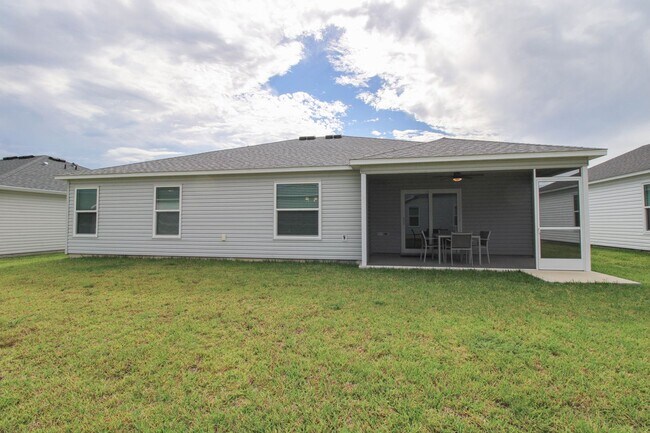Building Photo - 7637 Rutherford Ln
