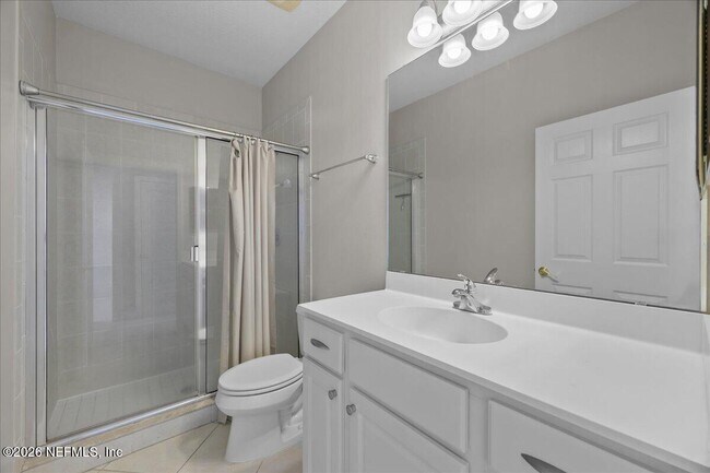 Building Photo - 539 Hedgewood Dr