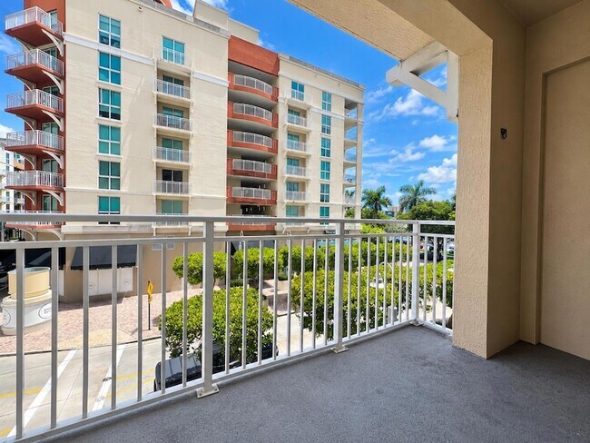 Building Photo - 7270 SW 89th St