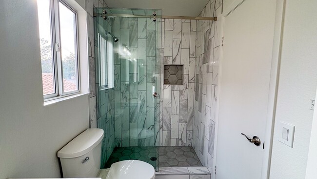 Building Photo - 3-Bed, 2.5-Bath Summerlin Home with Modern Upgrades & Upstairs Laundry