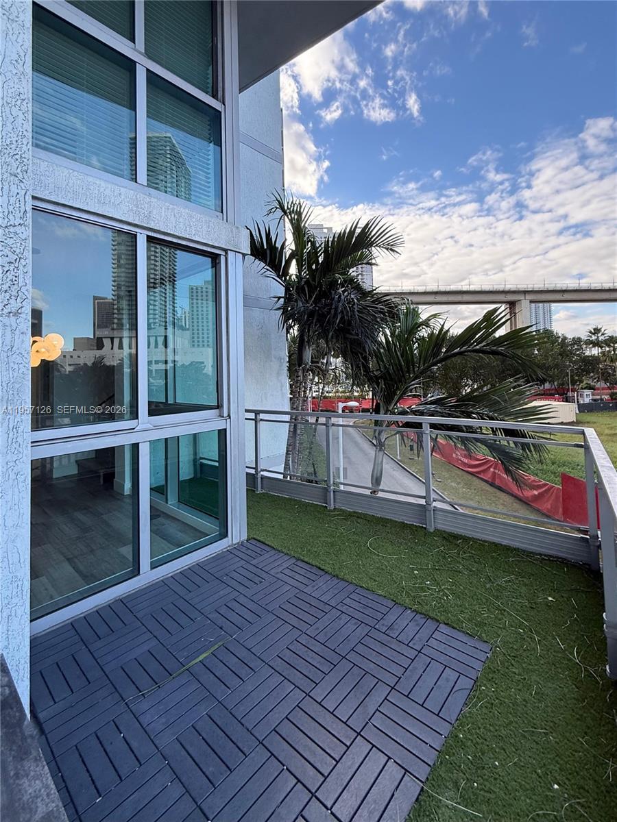 Building Photo - 90 SW 3rd St