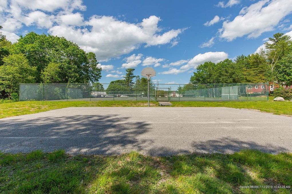 Basketball Court - 2 Kentwood Rd
