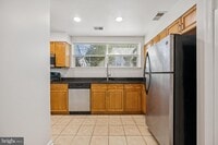 Building Photo - 14910 Cherrywood Dr