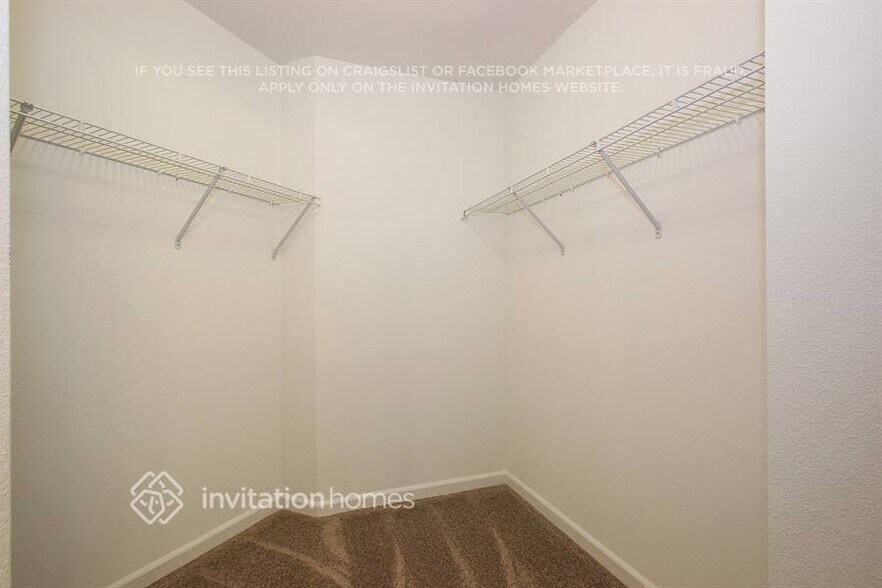 Building Photo - 329 Zander Woods Ct