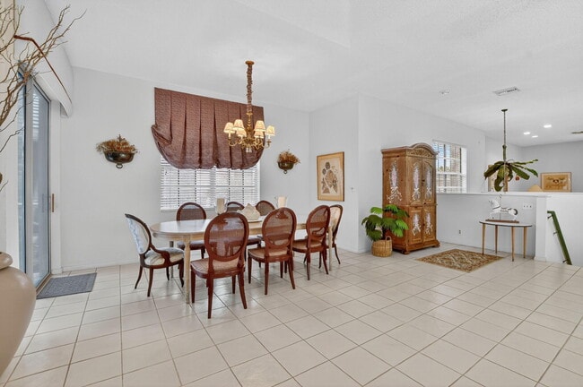 Building Photo - 5184 Lake Catalina Dr
