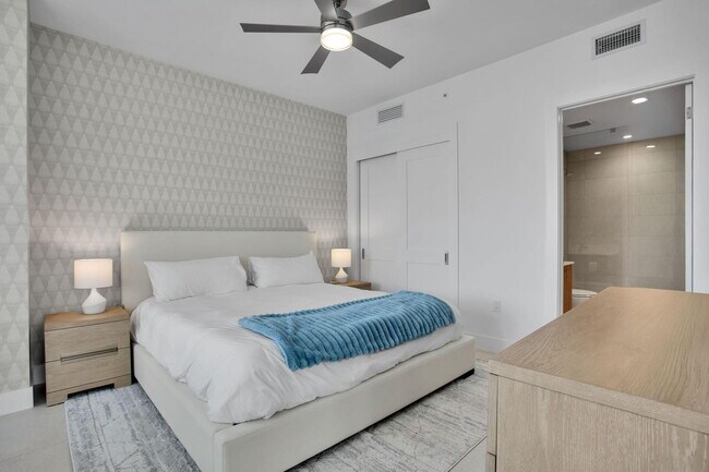 Building Photo - 151 N Seabreeze Blvd