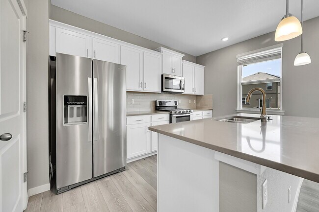 Building Photo - $2,995.00, 4 bedrooms, 2.5 baths with a bi...
