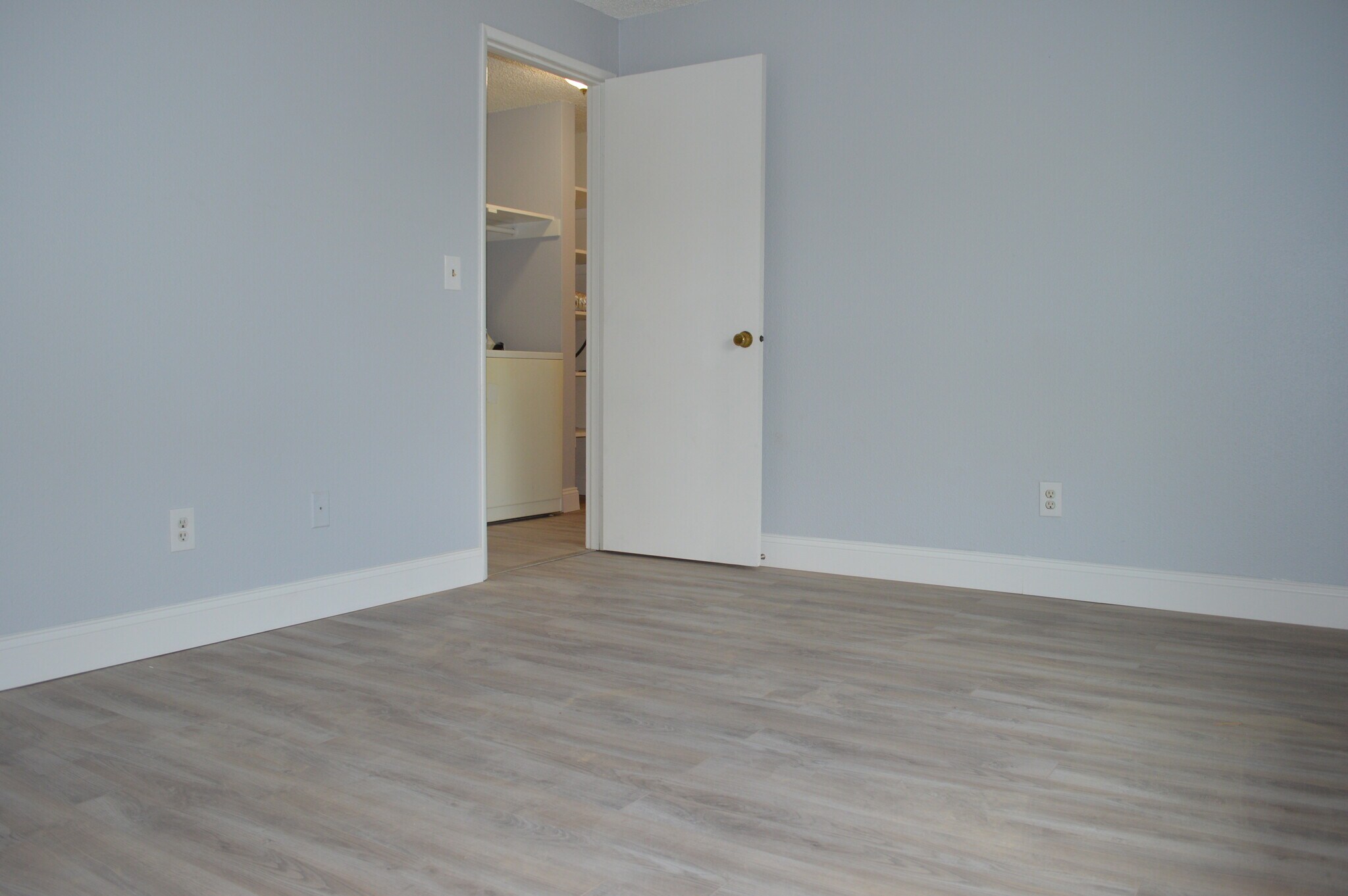 Building Photo - 12455 Gingham SW Ln