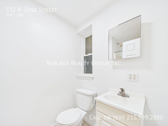 Building Photo - 532 N 32nd St