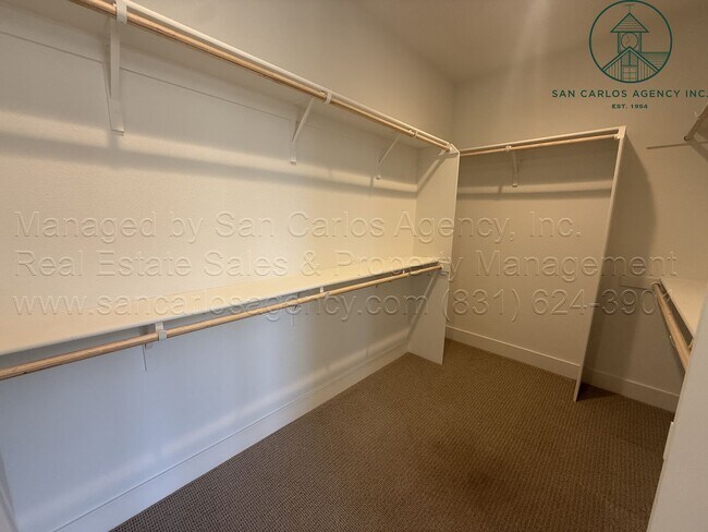 Building Photo - 266 Sandy Gulch Dr