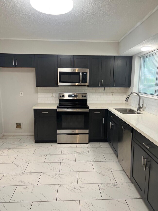 Building Photo - 10227 Autumn Meadow Ln