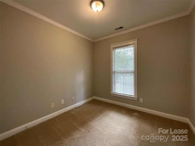 Building Photo - 8228 Ballymore Ct
