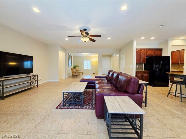 Building Photo - 2312 Perrysburg Dr