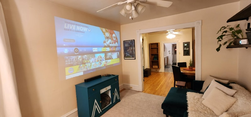 Building Photo - 1033 12th Ave