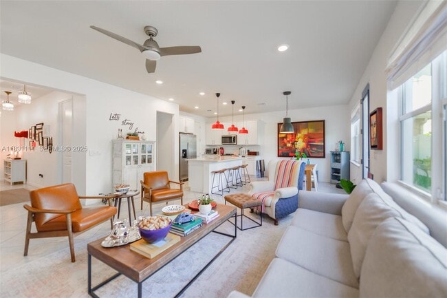 Building Photo - 4735 Eucalyptus Dr