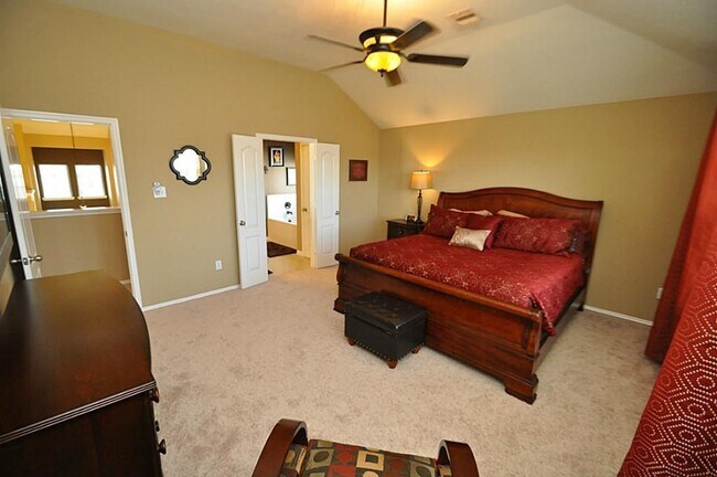 Building Photo - 2931 Silver Landing Ln