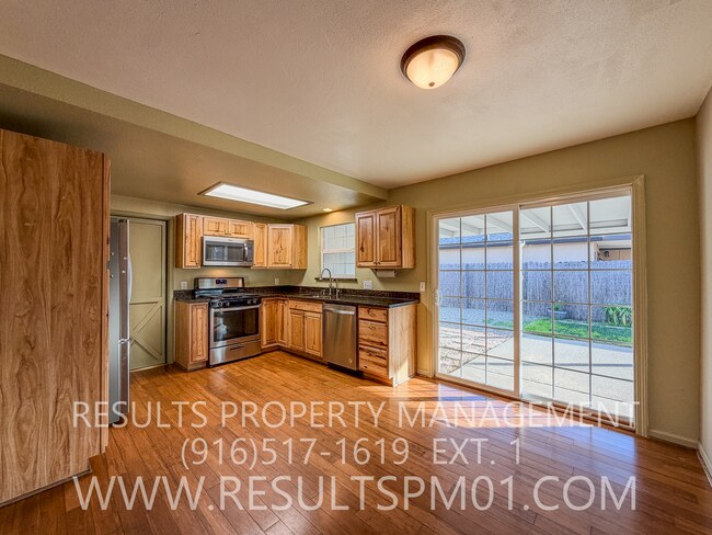 Building Photo - Charming Clean Rocklin Home with RV! Solar