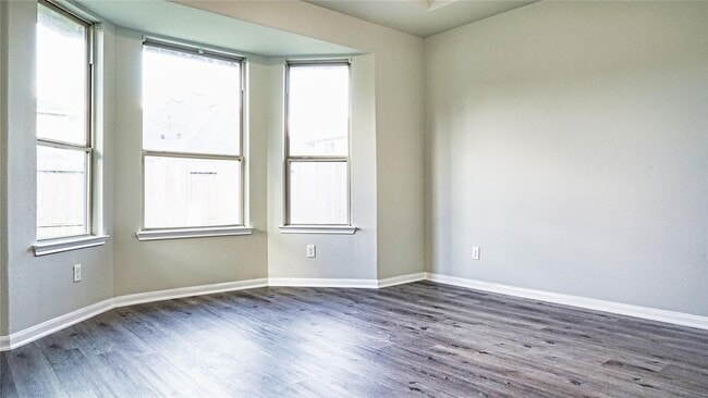 Building Photo - 16938 Wedgeside Pk