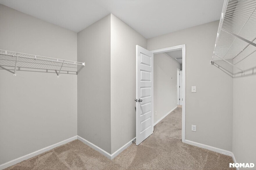 Building Photo - 1765 Labonte Pkwy