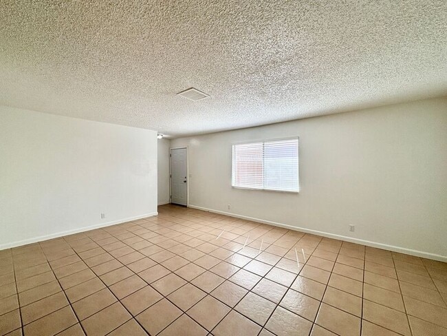 Building Photo - 21480 Laguna Rd