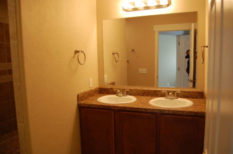 Building Photo - 412 Sunrise Ct