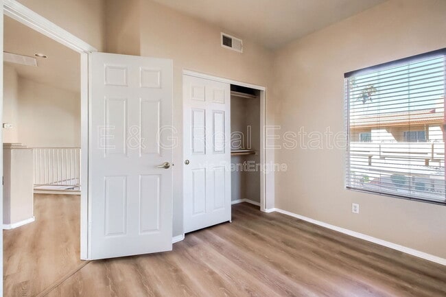 Building Photo - 10258 N 12th Pl